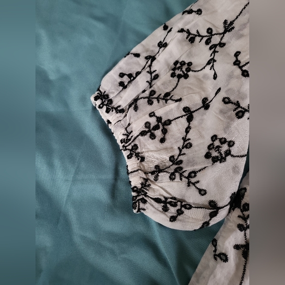 Embroidered Sfera Shirt - Picture 3 of 7